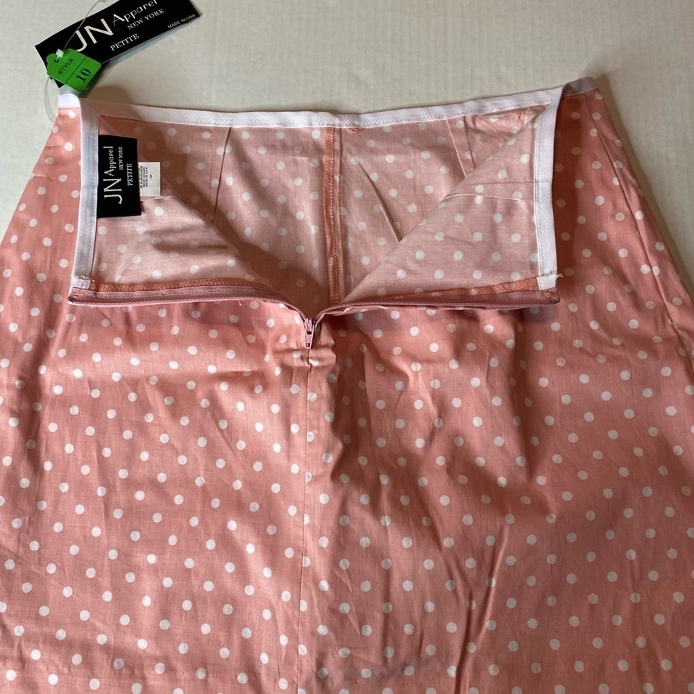 JN Apparel New York Womens Size 10 Petite Light Pink Skort with White Polka-Dots - Picture 6 of 9